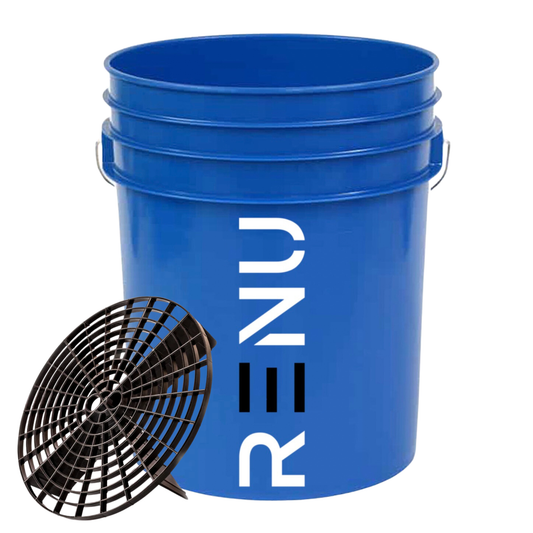 AutoRenu 5 Gallon Bucket w/Grit Guard